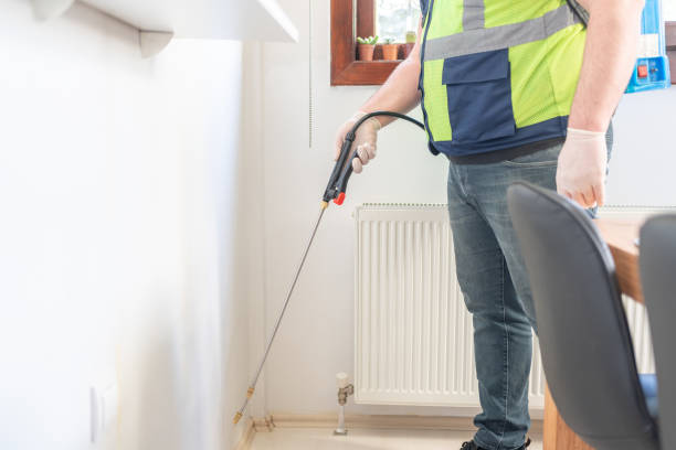 Best Exterminator Services  in Lyons, CO